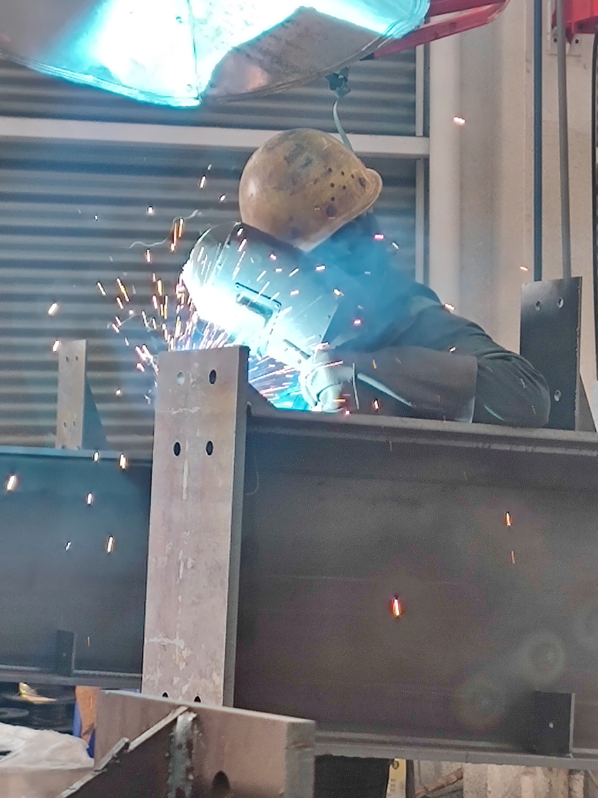 钢架结构